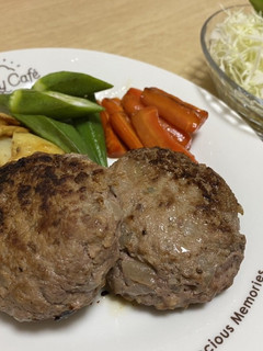 普通の美味しいハンバーグ-レシピのメイン写真