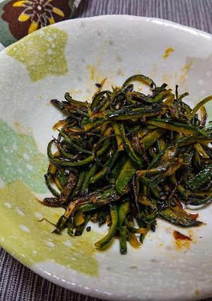 簡単節約!栄養満点かぼちゃの皮のきんぴら-レシピのメイン写真