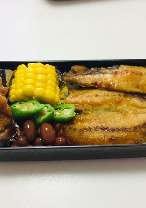 228、焼き鳥と鰯の蒲焼き弁当♡-レシピのメイン写真