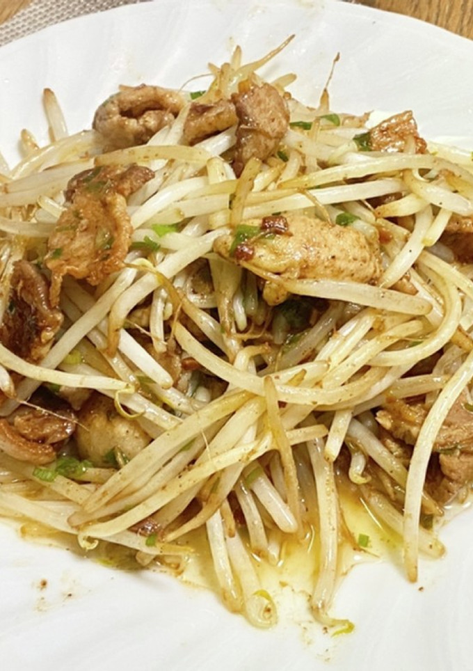 もやしと豚バラ肉のオイスターソース炒め-レシピのメイン写真