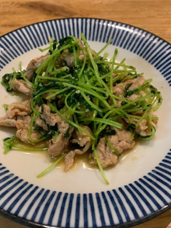 ひとりご飯にオススメ 豆苗と豚肉の炒め物-レシピのメイン写真