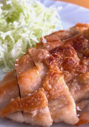 パリパリ&ジューシー★鶏もも肉の塩焼き！-レシピのメイン写真