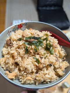 炊飯器で!鯖の味噌煮炊き込みご飯-レシピのメイン写真