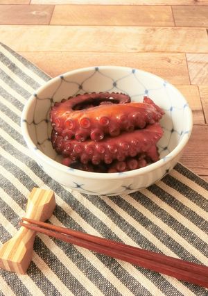 材料3つ★タコのやわらかめんつゆ煮-レシピのメイン写真