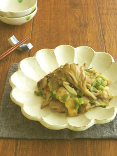 鶏肉とまいたけのねぎ塩炒め-レシピのメイン写真