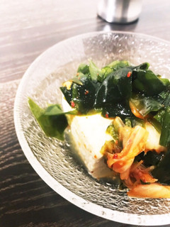 糖質ダイエット中!豆腐とワカメキムチ-レシピのメイン写真