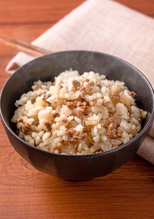 【パッケージ調理】大豆のお肉の炊き込み飯-レシピのメイン写真
