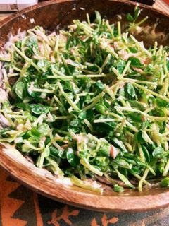 サラダボウル1つで!豆苗ツナマヨサラダ-レシピのメイン写真