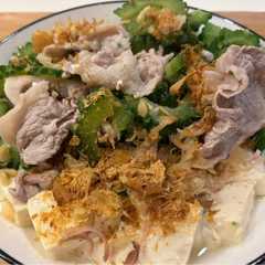 รูปของ 茹で豚とゴーヤと湯豆腐