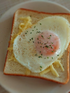 目玉焼きトースト★ラピュタ風?-レシピのメイン写真