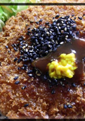 カツソースのちょっと手間入れ食べ方。♡゜-レシピのメイン写真