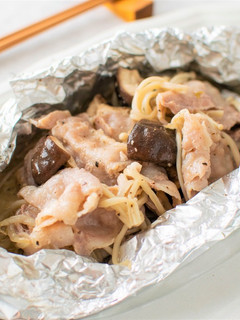 豚バラ肉ときのこの塩こうじホイル焼き★-レシピのメイン写真