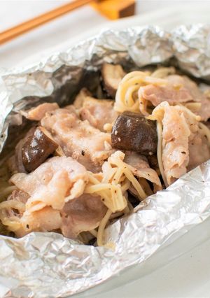 豚バラ肉ときのこの塩こうじホイル焼き★-レシピのメイン写真