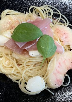 桃とモッツァレラと生ハムの冷製パスタ-レシピのメイン写真