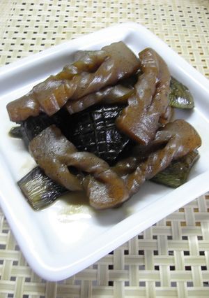 残った煮魚汁で茄子とこんにゃくの煮物を！-レシピのメイン写真