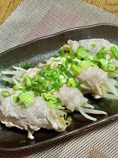 もやしの豚肉巻きの酒蒸し-レシピのメイン写真