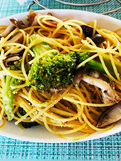 キノコとブロッコリーのパスタ-レシピのメイン写真