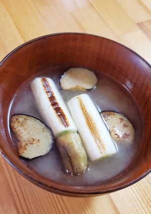 ゴマ油Wナス&長いネギ❀お味噌汁-レシピのメイン写真