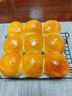 丸ぱんをちぎりパンに-レシピのメイン写真