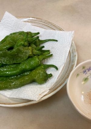 万願寺とうがらしの素揚げ-レシピのメイン写真
