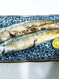 フライパンで簡単☆生サンマの塩焼き♫-レシピのメイン写真