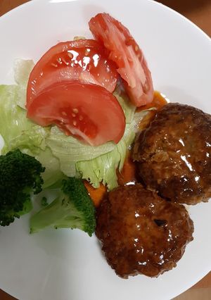 デミグラスソースハンバーグ-レシピのメイン写真