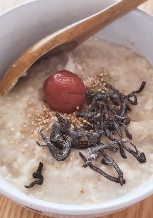 めちゃ旨！オートミールで梅鶏がゆ-レシピのメイン写真