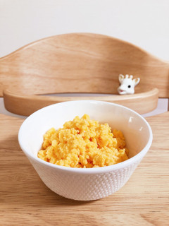 離乳食後期☆湯煎で色鮮やか☆卵そぼろ-レシピのメイン写真