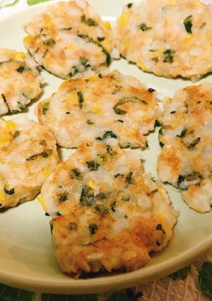手づかみ食べに！ツナと豆腐と野菜のおやき-レシピのメイン写真