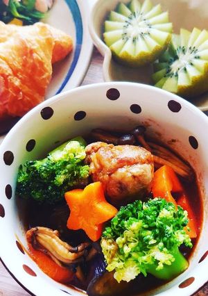 肉だんごと野菜たっぷりデミ煮込み-レシピのメイン写真