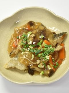 秋鮭フライのきのこたっぷりあんかけ-レシピのメイン写真