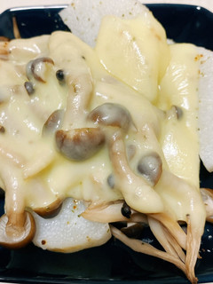 レンジのみ!山芋としめじのチーズ焼き-レシピのメイン写真