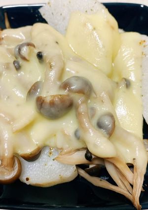 レンジのみ！山芋としめじのチーズ焼き-レシピのメイン写真