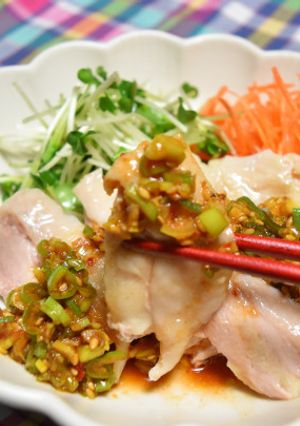 低温調理の鶏もも肉のピリ辛ねぎごまだれ-レシピのメイン写真