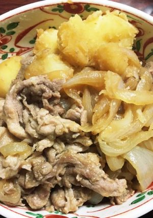 簡単！トロ肉じゃが-レシピのメイン写真