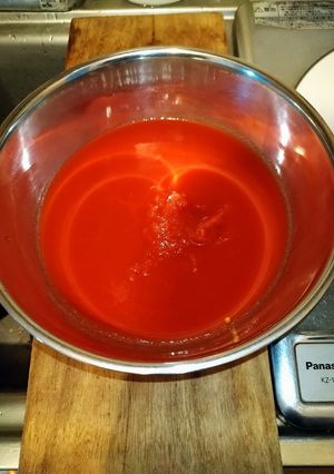 トマトホール缶の種とり-レシピのメイン写真
