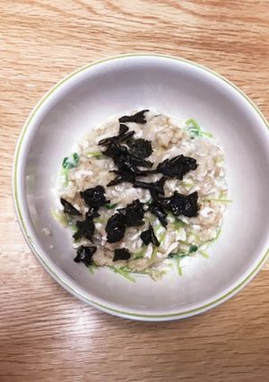 鍋キューブの鶏・豆苗オートミール粥-レシピのメイン写真