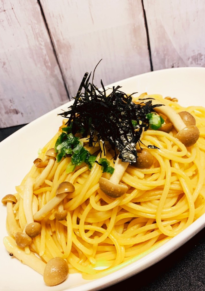 旨味爆発！しめじとバター醤油の和風パスタ-レシピのメイン写真