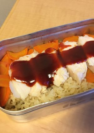 ジャスミン茶で炊く人参と鶏肉の炊き込み-レシピのメイン写真