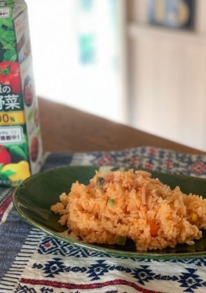 炊飯器で簡単☆野菜ジュースであさりピラフ-レシピのメイン写真