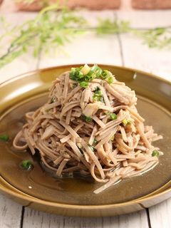 簡単!冷やしサバ蕎麦☆生姜風味-レシピのメイン写真