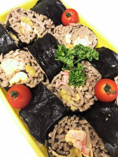 サッパリとそば寿司のお弁当。-レシピのメイン写真
