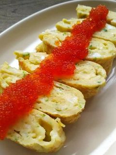 ゴーヤ入り玉子焼きのとびっこ乗せ-レシピのメイン写真