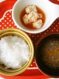 鶏団子のトマト煮 ~離乳食後期から~-レシピのメイン写真
