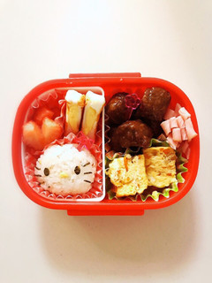 簡単!年少さんの幼稚園キティー弁当♡-レシピのメイン写真