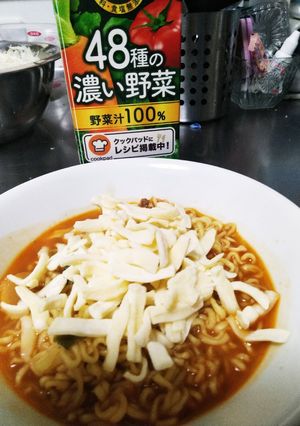 イタリアンインスタントラーメン-レシピのメイン写真