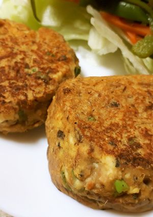 簡単！鯖味噌缶とおからパウダーでサバーグ-レシピのメイン写真