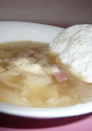 餃子の皮入りオニオンスープ-レシピのメイン写真