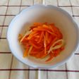 にんじんとさきいかの和え物