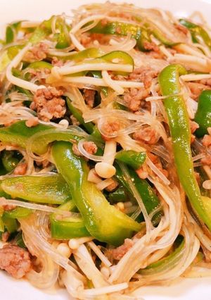 ご飯泥棒☆豚肉ピーマン春雨炒め-レシピのメイン写真